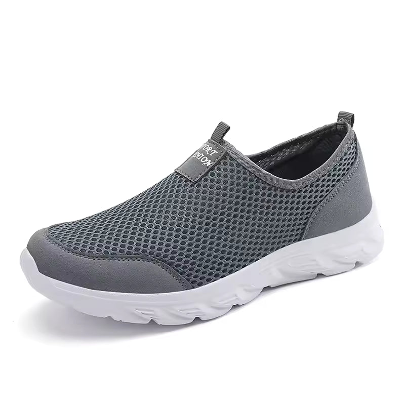 2026 Lightweight Men Casual Shoes Breathable Slip on Male Casual Sneakers Anti-slip Men's Flats Outdoor Walking Shoes Size 39-47