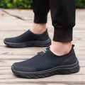 2026 Lightweight Men Casual Shoes Breathable Slip on Male Casual Sneakers Anti-slip Men's Flats Outdoor Walking Shoes Size 39-47